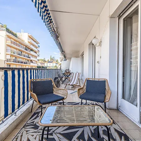 Apartment Grand 2 Pieces Avec Belle Terrasse *le Cannet Le Cannet